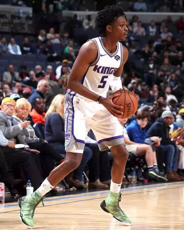 更是在比赛 更是在比赛