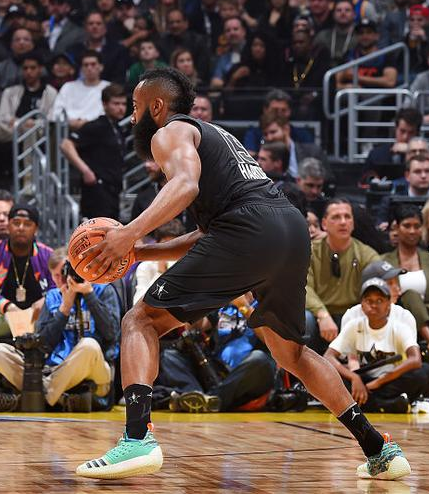 更象征着 更象征着