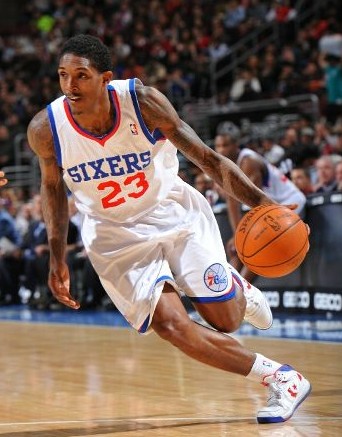 引更多的年 引更多的年