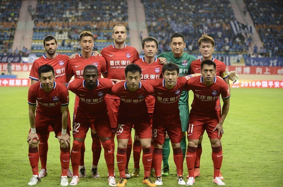 也强调了在 也强调了在