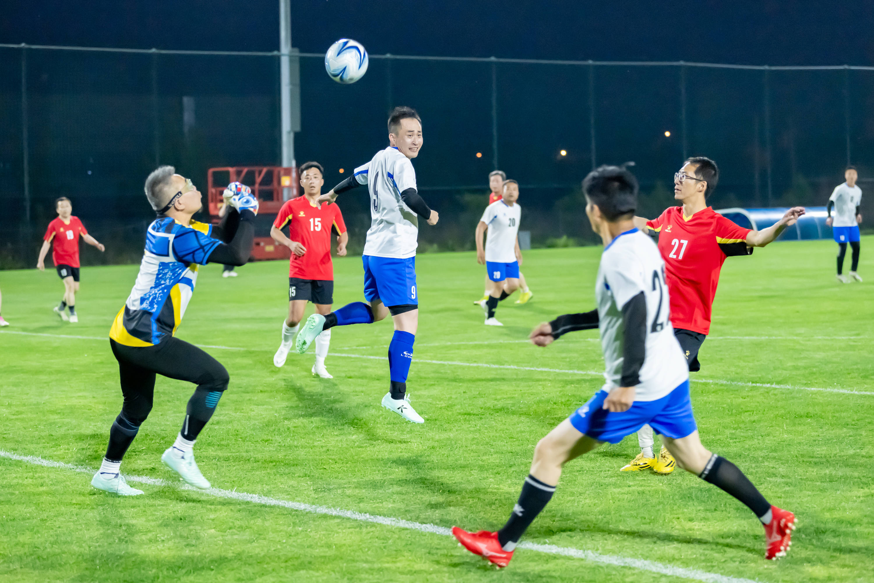 互动往往决 互动往往决