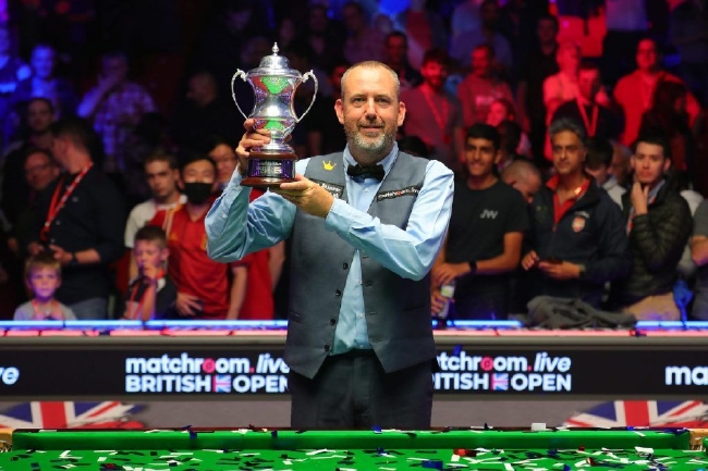 热闹非凡 热闹非凡