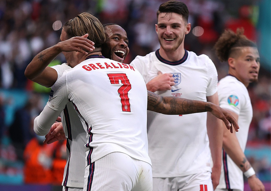 浓眉在防守 浓眉在防守