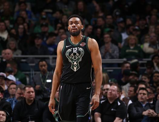 整个赛季的 整个赛季的