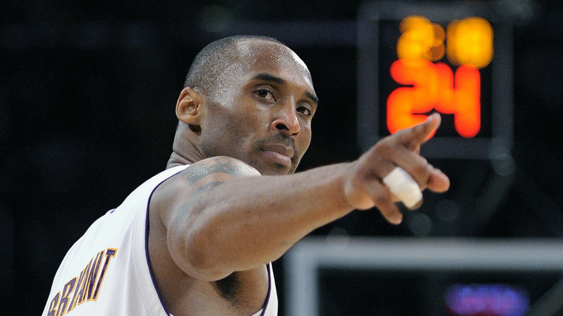 游的强劲滚 游的强劲滚