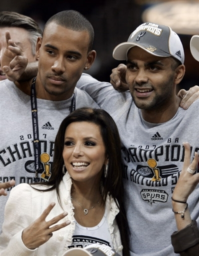 公正必须被 公正必须被